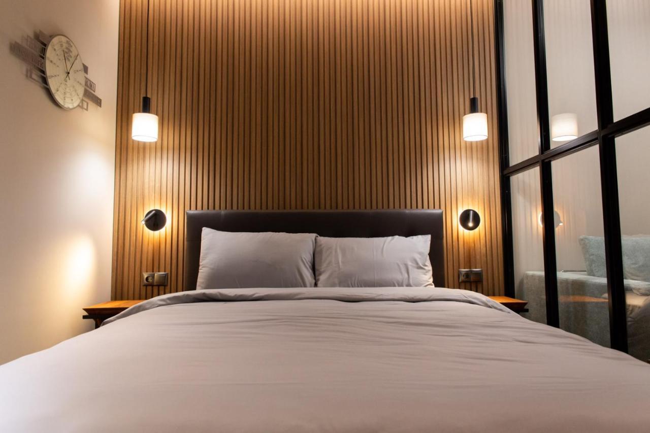 Modern Studio 2 In Veria Center, Near Elia Square ภายนอก รูปภาพ